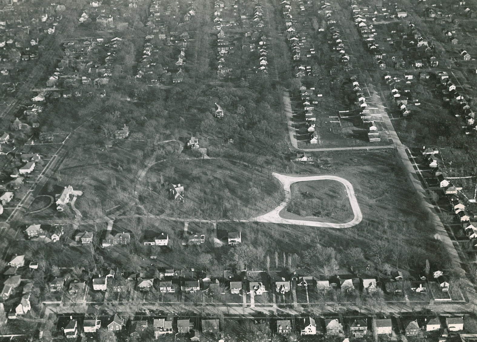 1947: Eastward aerial view